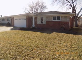 11744 Highland Dr, Warren, MI 48089