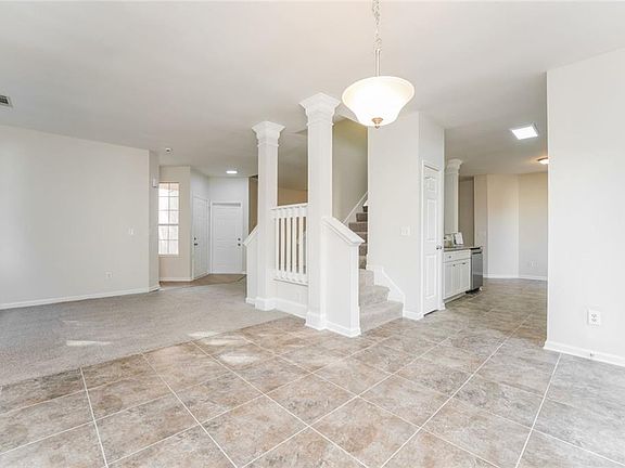 5th image of 2704 River Summit Ln