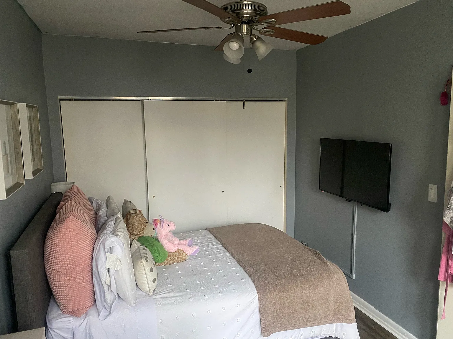 3 bed, 1000 sqft, $2,900 — Photo 4