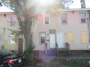 67 Spring St, Trenton, NJ 08618