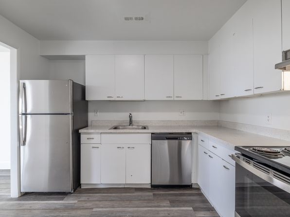 23300 Providence Dr #806