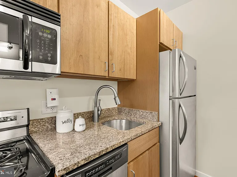 3534 10th St NW #200 — Photo 13