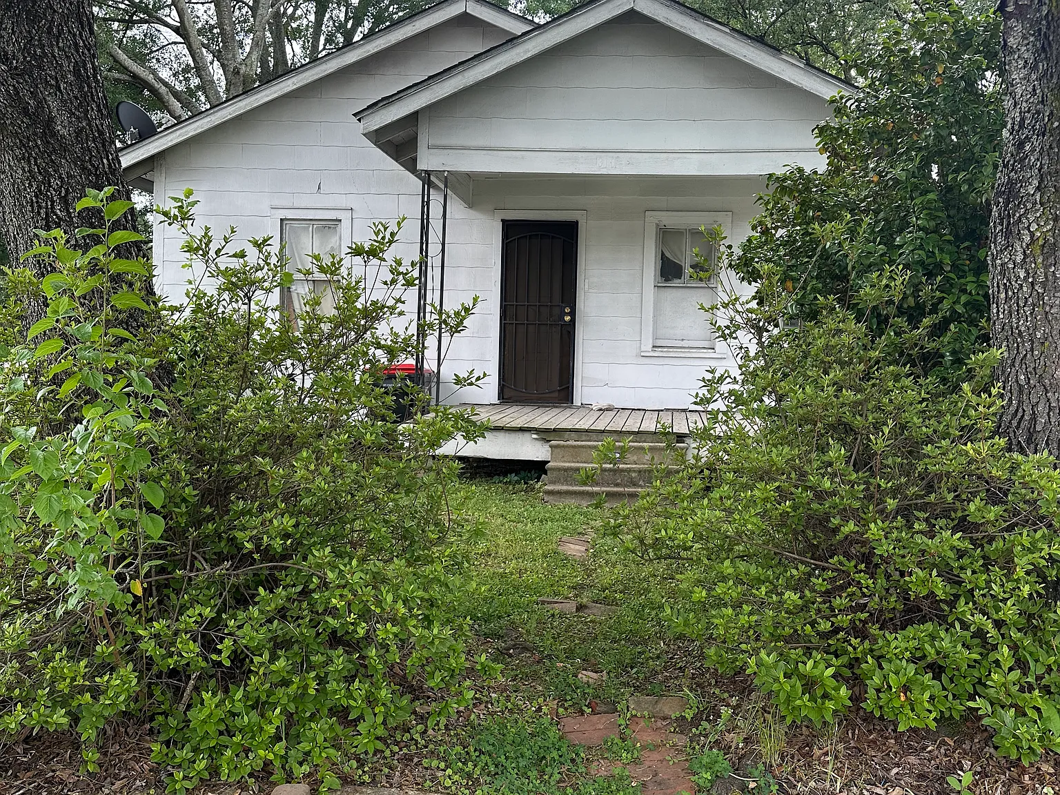 310 Bellot St — Photo 1