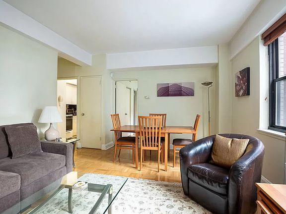 2nd image of 7 Park Ave APT 54