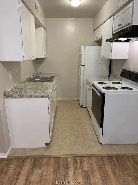2 bed, 3156 sqft, $1,000 — Photo 3