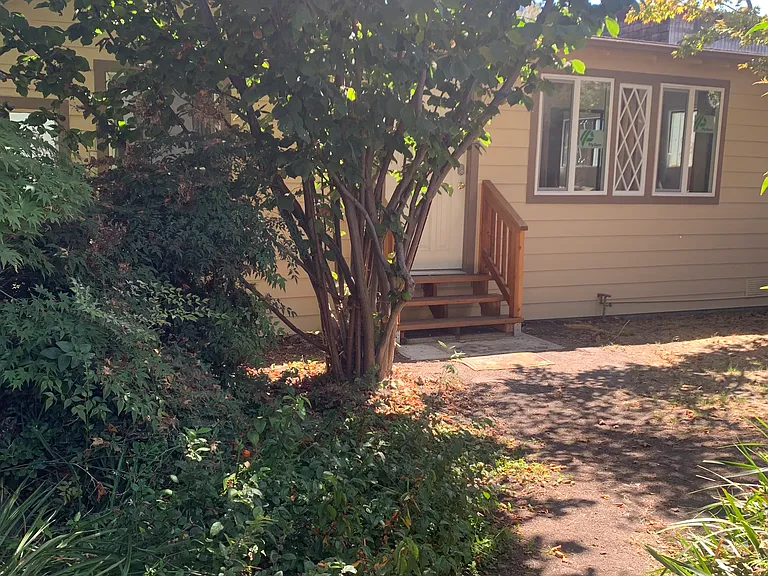 Backyard cottage for rent
