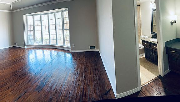 Master bath & bed