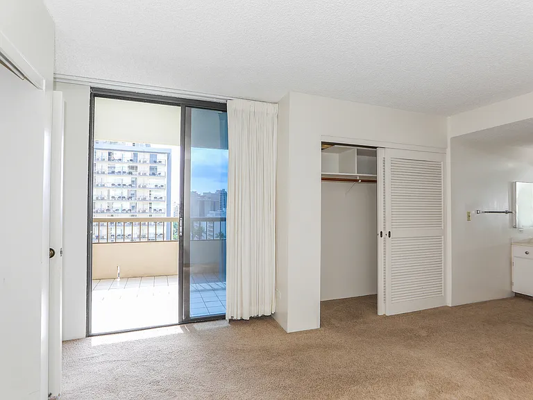 2215 Aloha Dr #1205 — Photo 19
