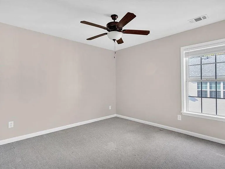 1626 Hemburg Trce NW #3 — Photo 18