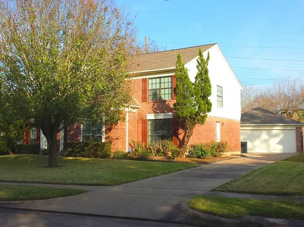 2319 Mill Creek Dr, Sugar Land, TX 77478