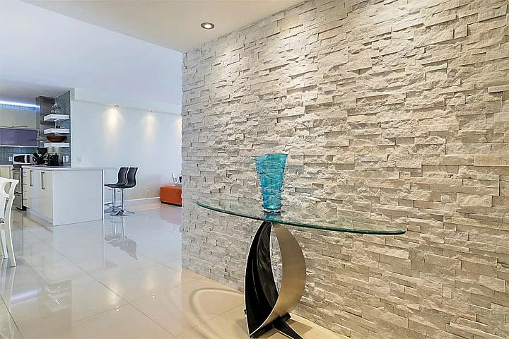 2 bed, 1600 sqft, $5,200 — Photo 4