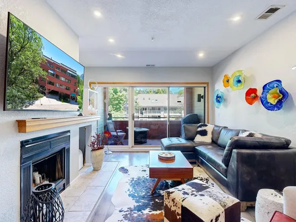 624 Pearl St #203, Boulder, CO 80302