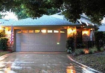 4th image of 844 Clear Lake Dr