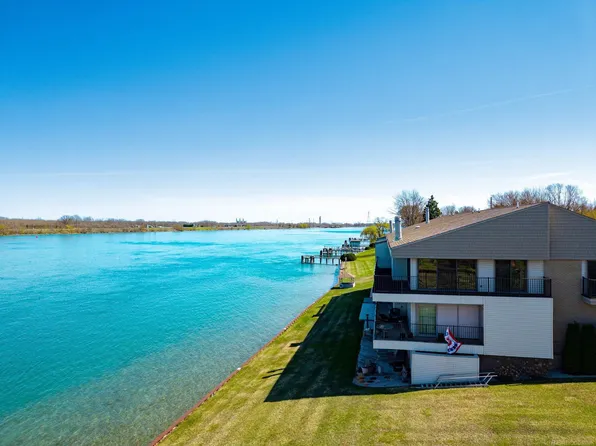 3997 River Rd APT 2, East China, MI 48054