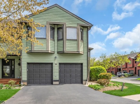 707 Clark Cir, Raritan Twp., NJ 08822