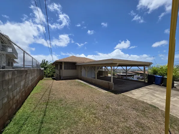 99-1063 Lalawai Dr, Aiea, HI 96701