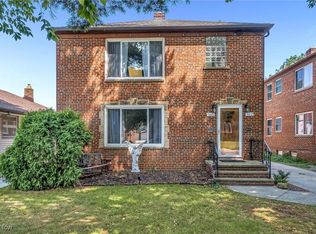 5610-5612 Warwick Dr, Cleveland, OH 44129