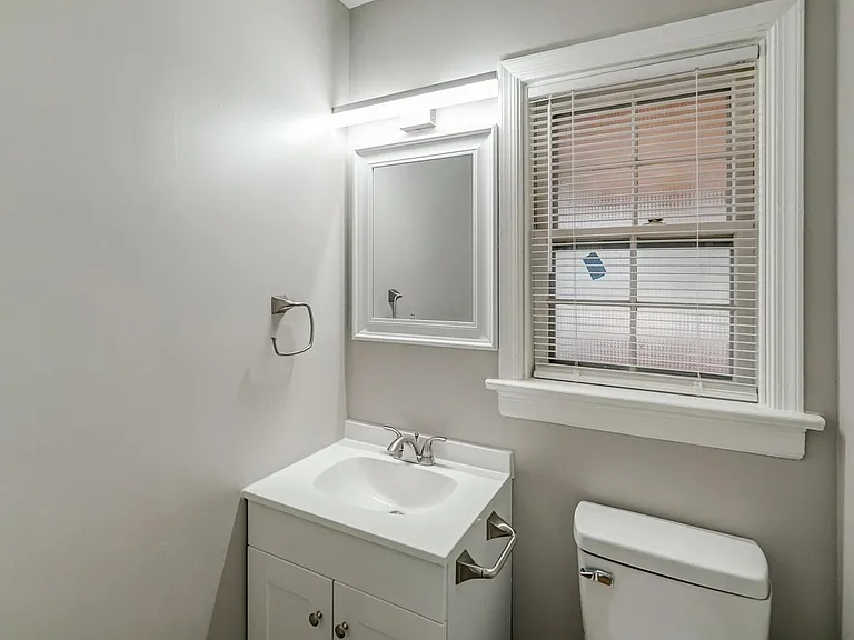 1621 Charrington Dr — Photo 18