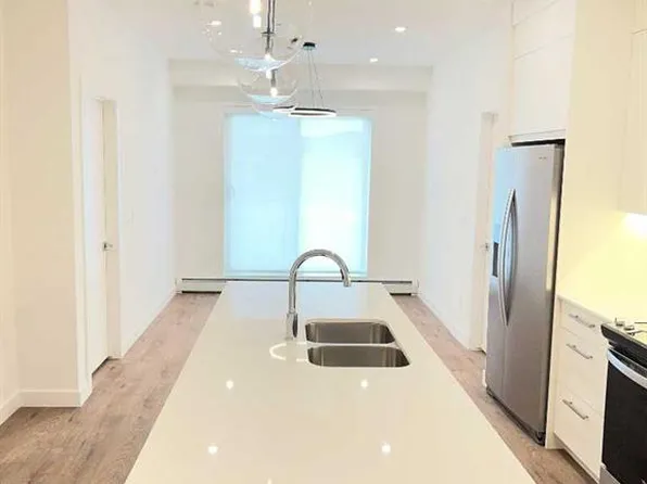 265 Wolf Willow Blvd SE, Calgary, AB T2X 3Z8
