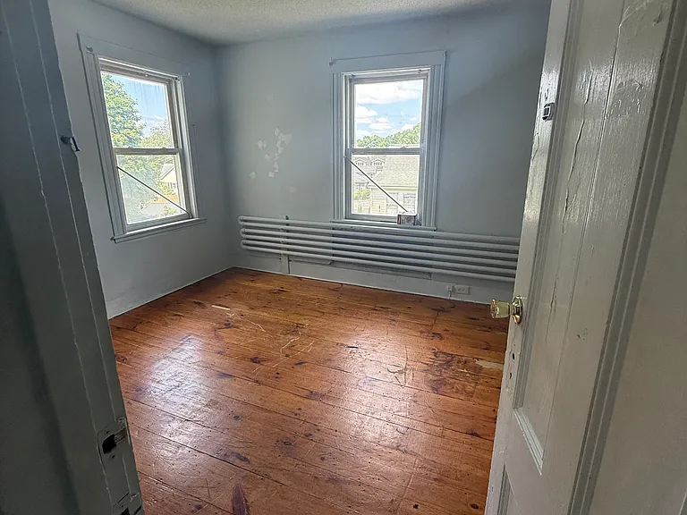 562 Main St #2 — Photo 13