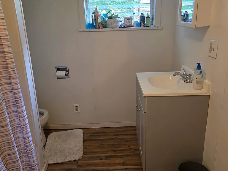 606 W Mulberry St — Photo 12