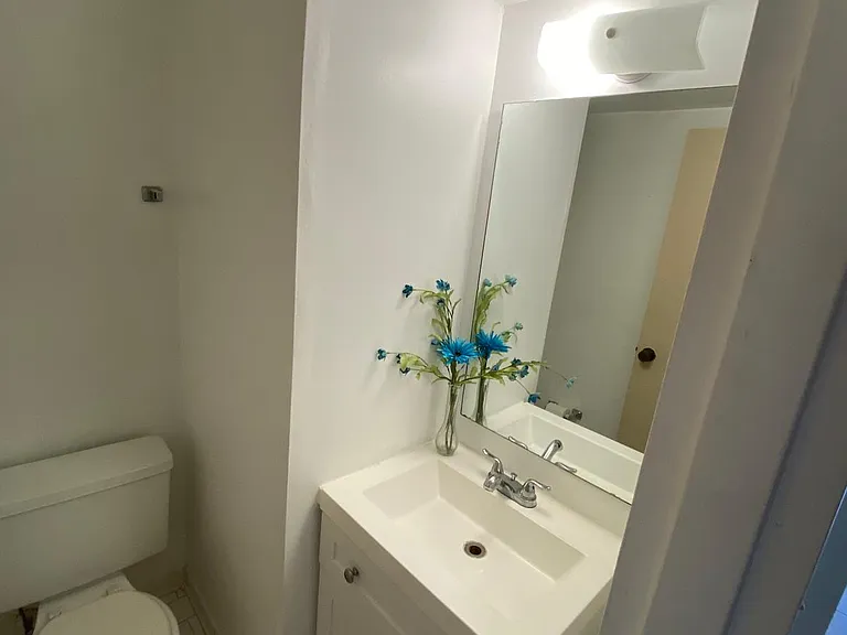 4304 NW 9th Ave #3-3B-3B3 — Photo 24