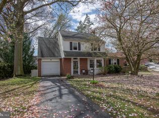 24 Holbrook Rd, Havertown, PA 19083