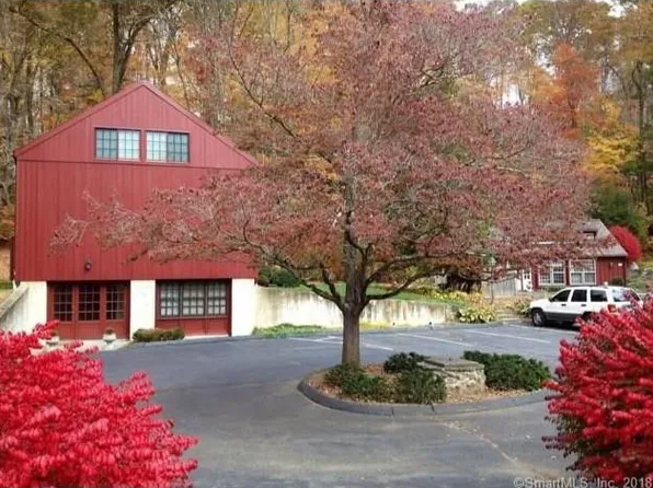 138 W Main St APT 4, Chester, CT 06412