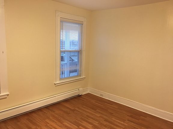 5th image of 28 Cedar St #1