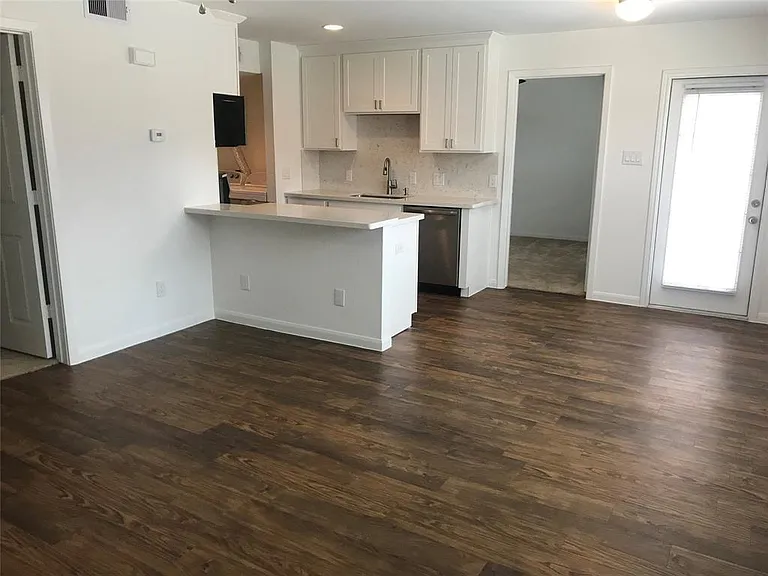 2750 Holly Hall St #1907 — Photo 5