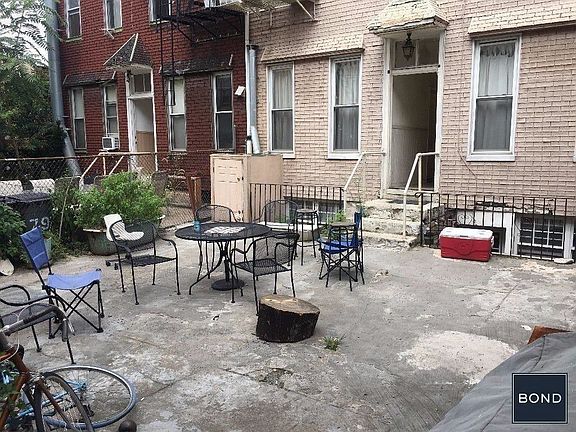 5th image of 81 N 7th St #1