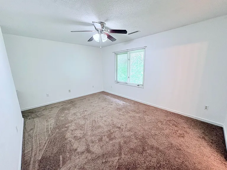 600 Anderson Hwy #611 — Photo 17