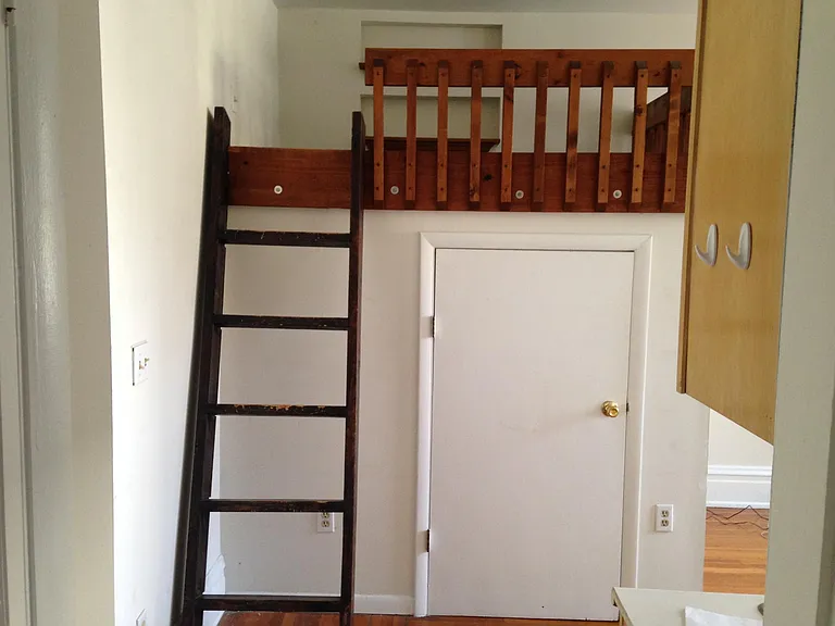 255 Hosea Ave #8 — Photo 3
