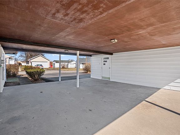 3rd image of 1926 Maratta Rd