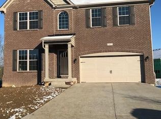 2013 Carabiner Way, Louisville, KY 40245