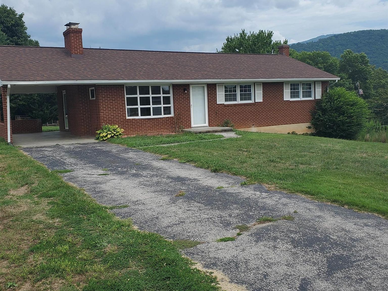 166 Noahs Dr, Shawsville, VA 24162 Zillow