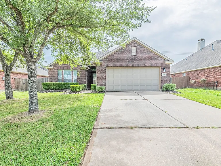 3318 Cactus Heights Ln — Photo 1
