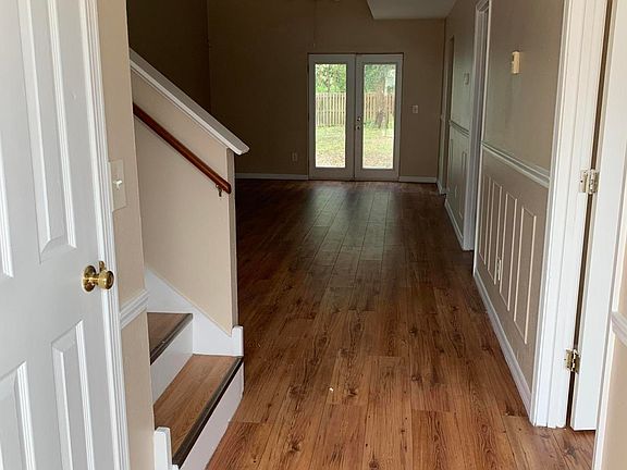 2nd image of 11039 Traci Lynn Dr