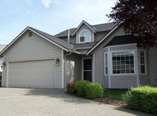 12217 NE 165th Pl, Bothell, WA 98011