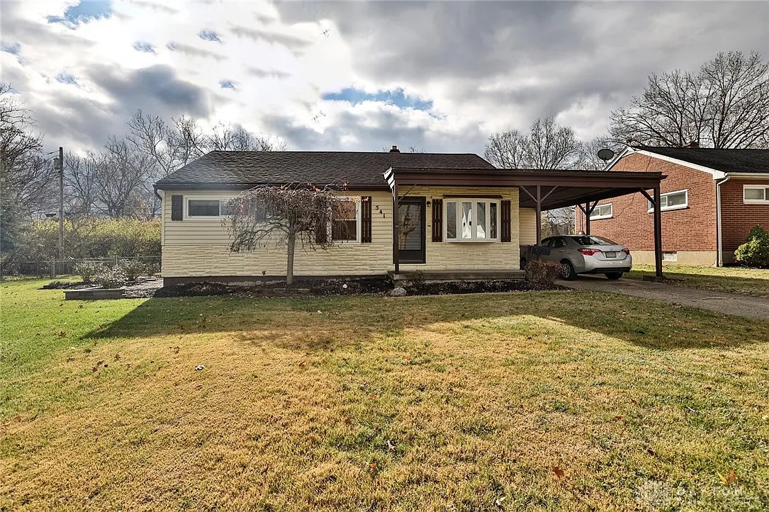 541 Fairhaven Dr photo 1