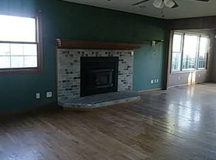 1531 W Division Rd, Urich, MO 64788