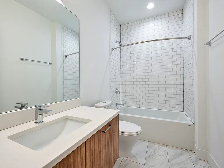 HIGHPOINT Wilmette — Photo 35