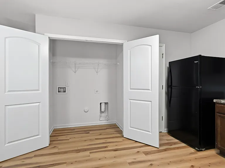 152 Evvalane Dr — Photo 24