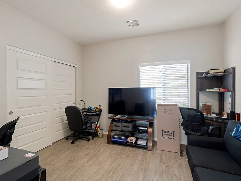 4215 Tinker Dr — Photo 14