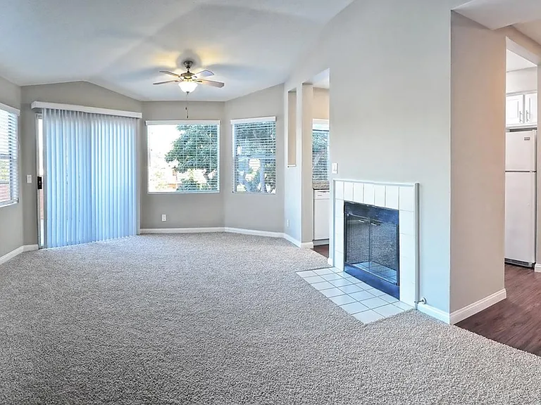 26160 Laguna Ct — Photo 22