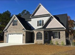 304 Pine Bay Ct, Swansboro, NC 28584