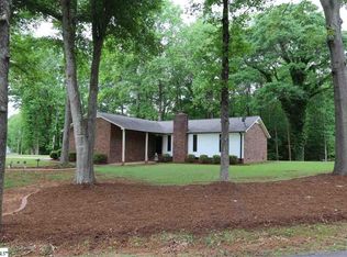2 Huntcrest Ct, Greenville, SC 29605