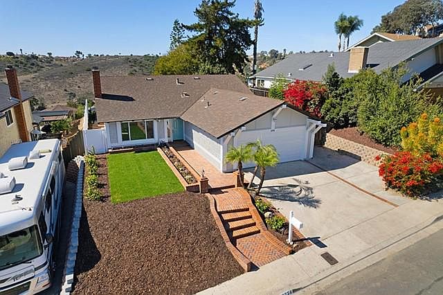 1st image of 12774 Benavente Way