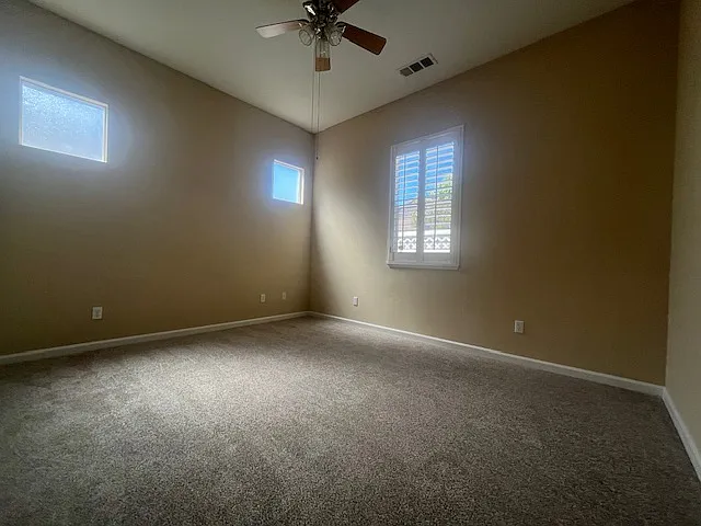 427 Sea Cove Dr — Photo 16