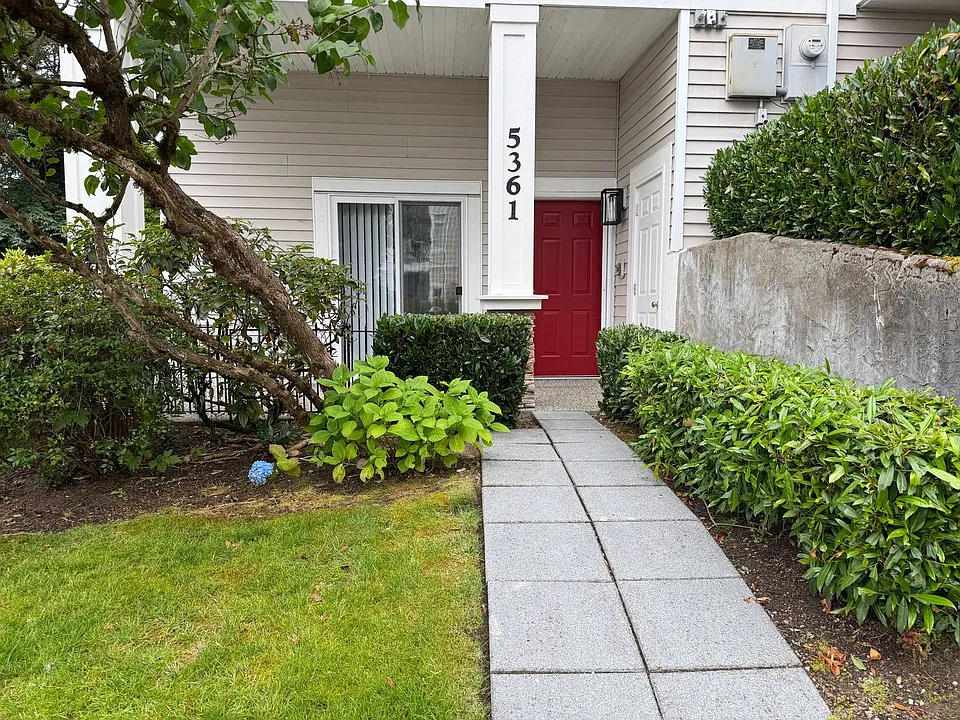 5361 164th Ave SE